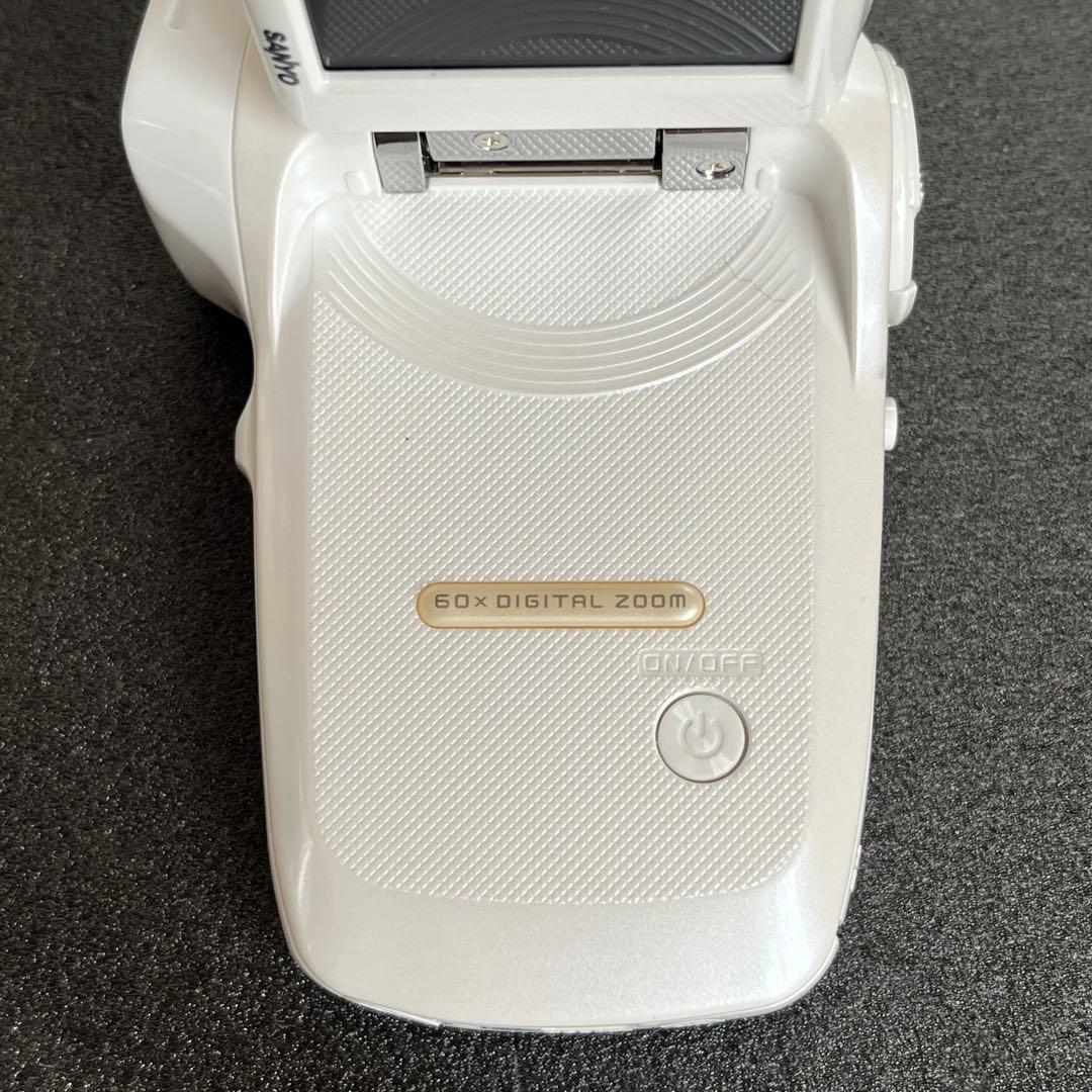 ☆人気稀少☆SANYOデジタルムービーカメラXacti DMX-CG9W動作良好