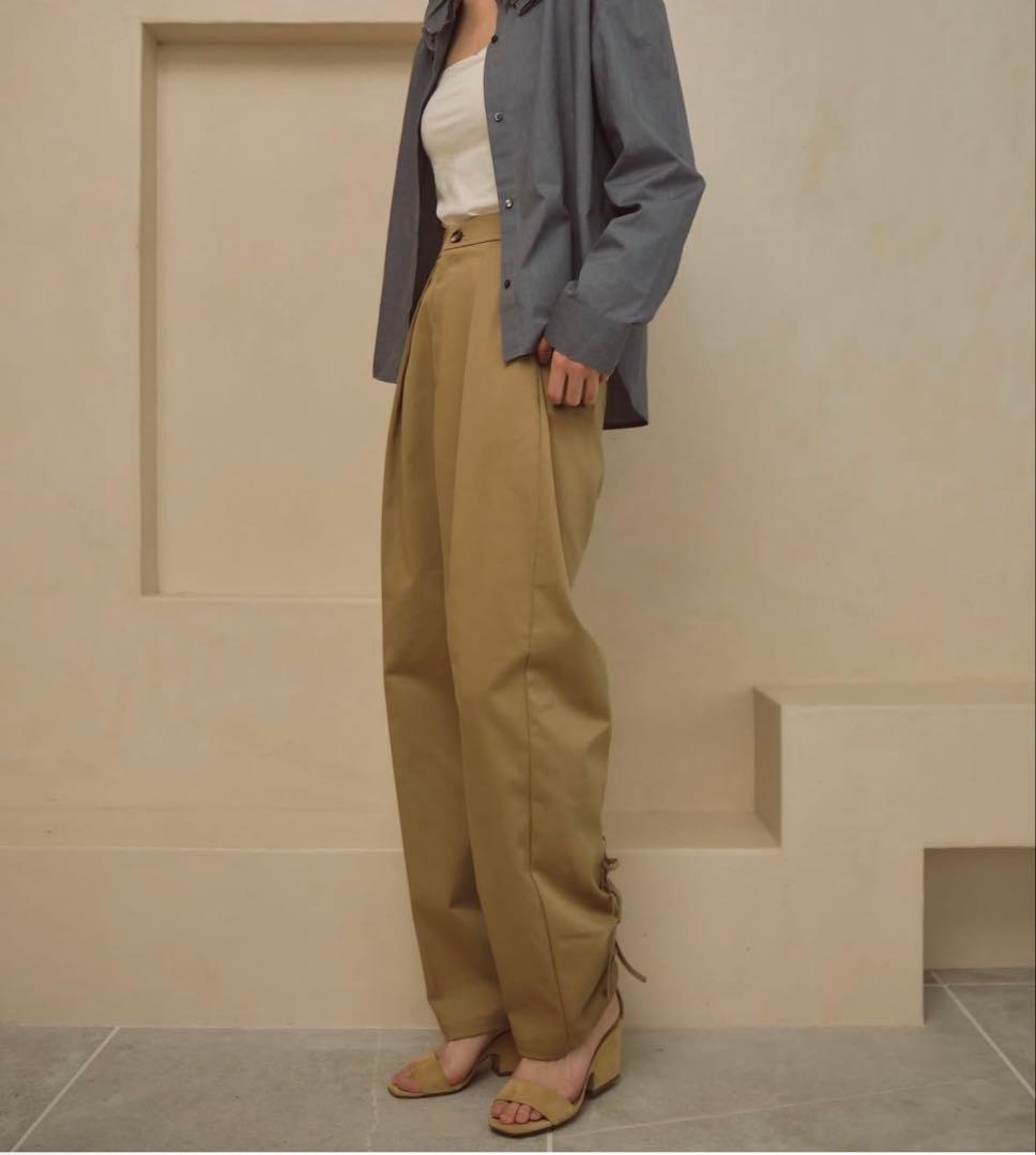 cen.裾リボンチノパン　ベージュ　S