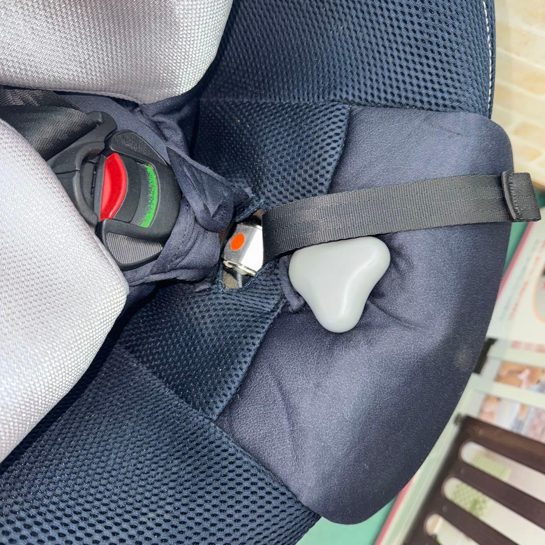 エールべべ　チャイルドシート isofix クルット4iグランス　新生児から