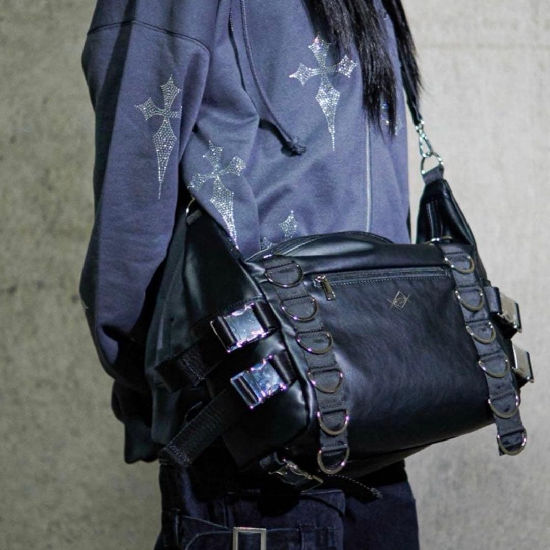完売品 レフレム REFLEM Dリングベルトショルダーバッグ