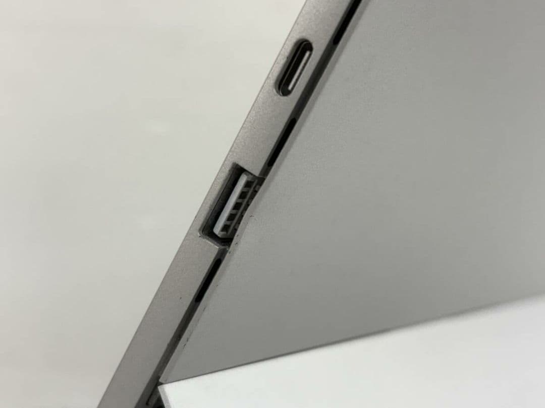 Microsoft Surface Pro7＋/8G/256G/純正タイプカバー