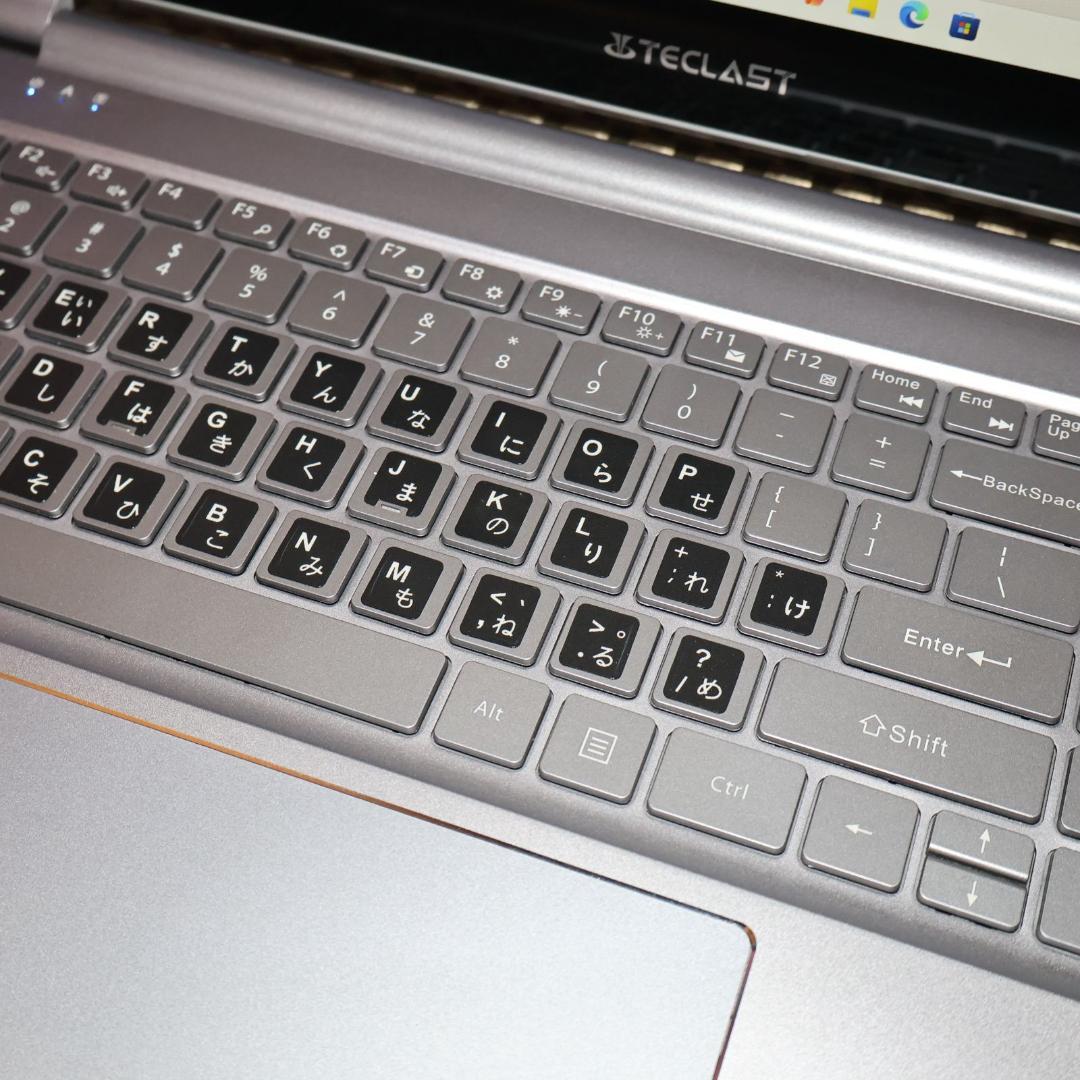 極上美品！Win11高年式2022！メ8G/SSD/フレームレス/無線/カメラ