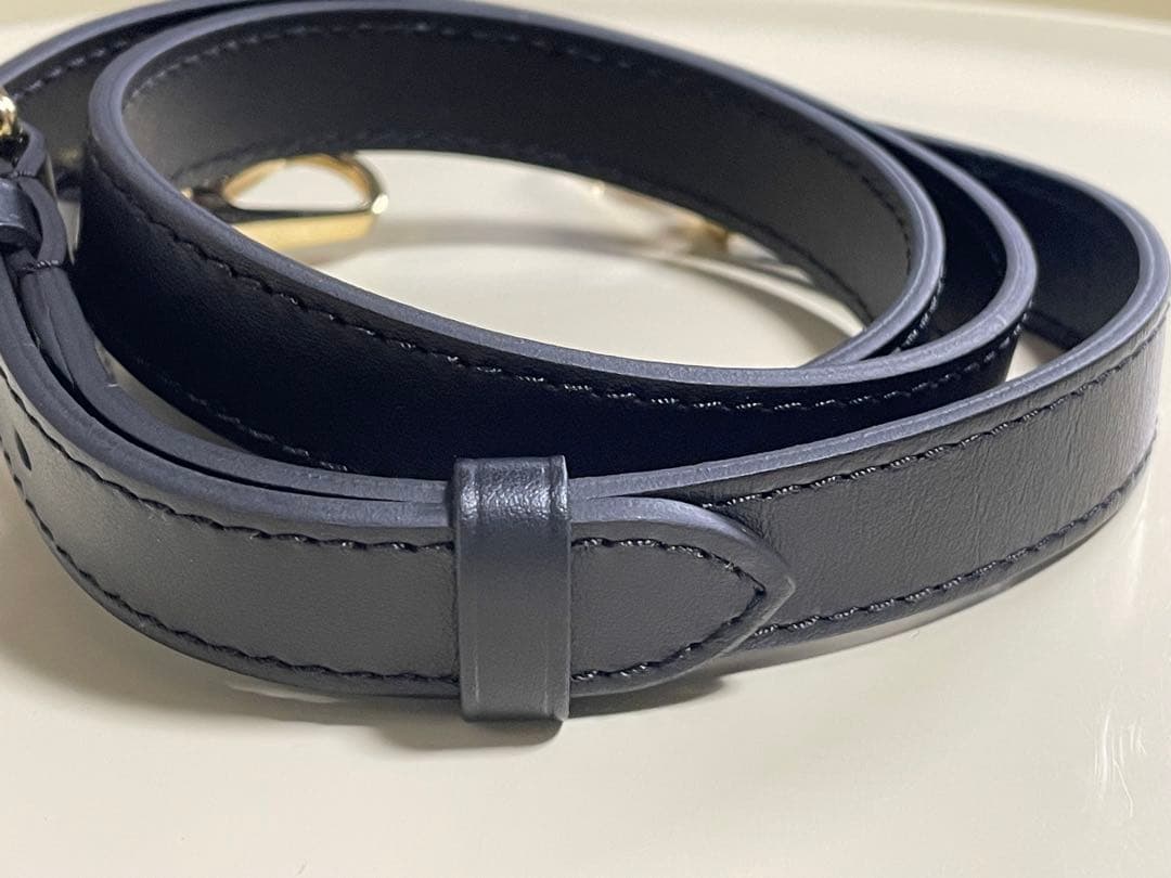 L*a様 ヴィトン VUITTON レザーショルダーストラップ 黒 未使用