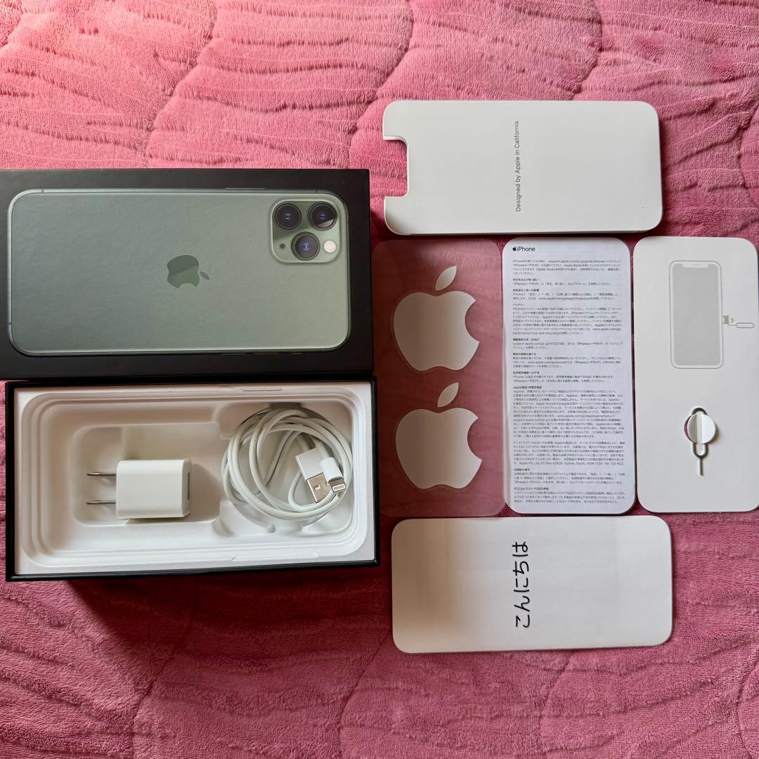 美品 iPhone 11 Pro 256GBミッドナイトグリーン SIMフリー