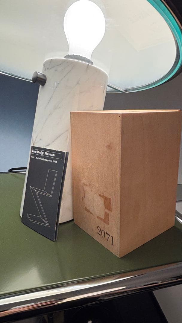 vitra ヴィトラ ミニチュアコレクション Zig Zag Stoel