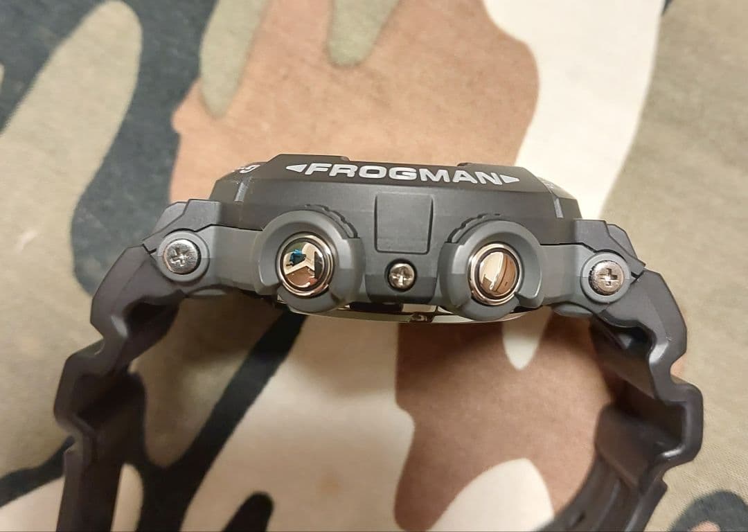 G-SHOCK FROGMAN ダイバーズ200m