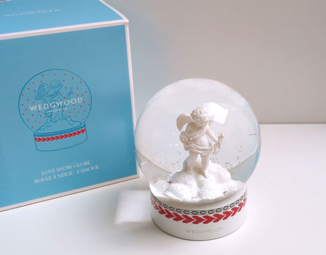 ウェッジウッド　スノードーム　ハート＆スノーグローブ