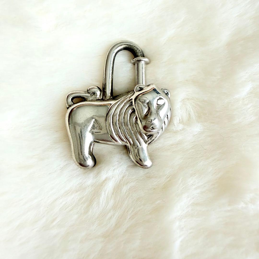 HERMES（エルメス）　カデナ　1997年　アフリカライオン　ホワイトゴールド