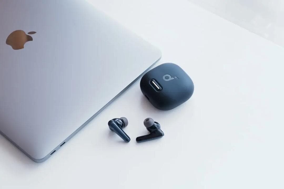 年末セール☆PSE技術基準適合 IPX4防水規格 ハイレゾ対応 最大50時間再生