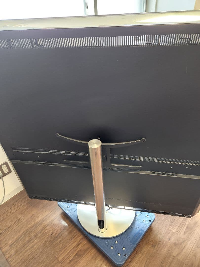 BEOVISION10　-　46