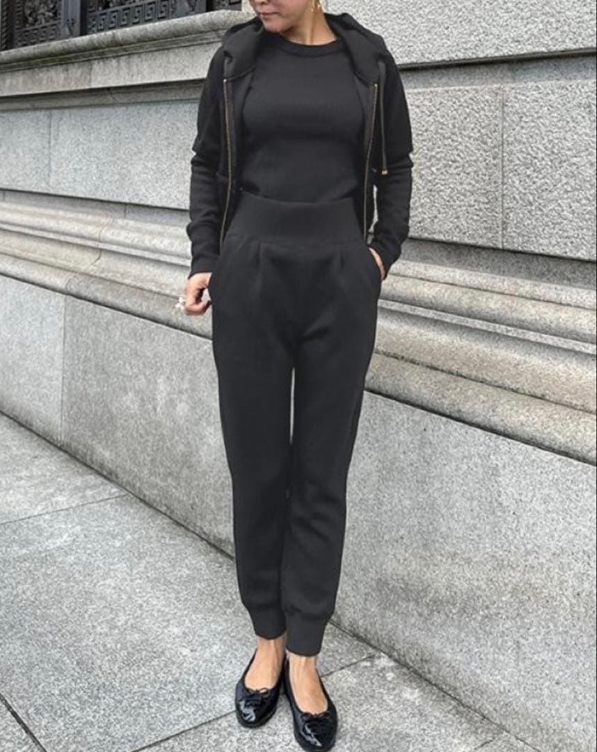 JENNE 日本製ストレッチ細見えパンツ　ブラック　S