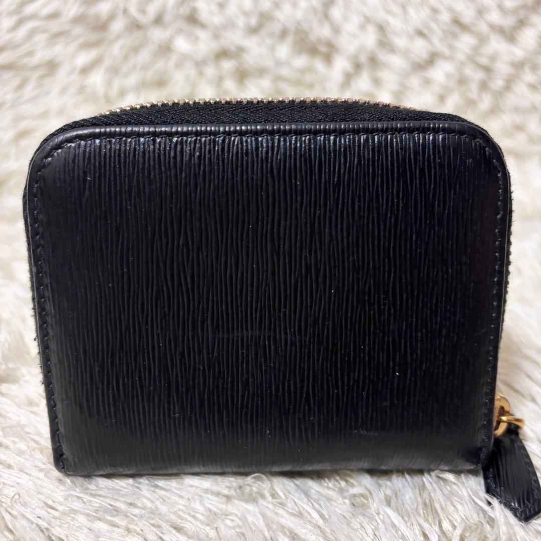 ✨美品✨PRADA プラダ　ブラック ケース　小銭入れ　金ロゴ
