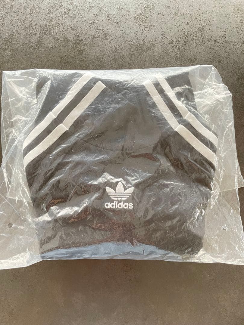 アディダスオリジナルス Adilenium タイト 長袖トップ ブラック S