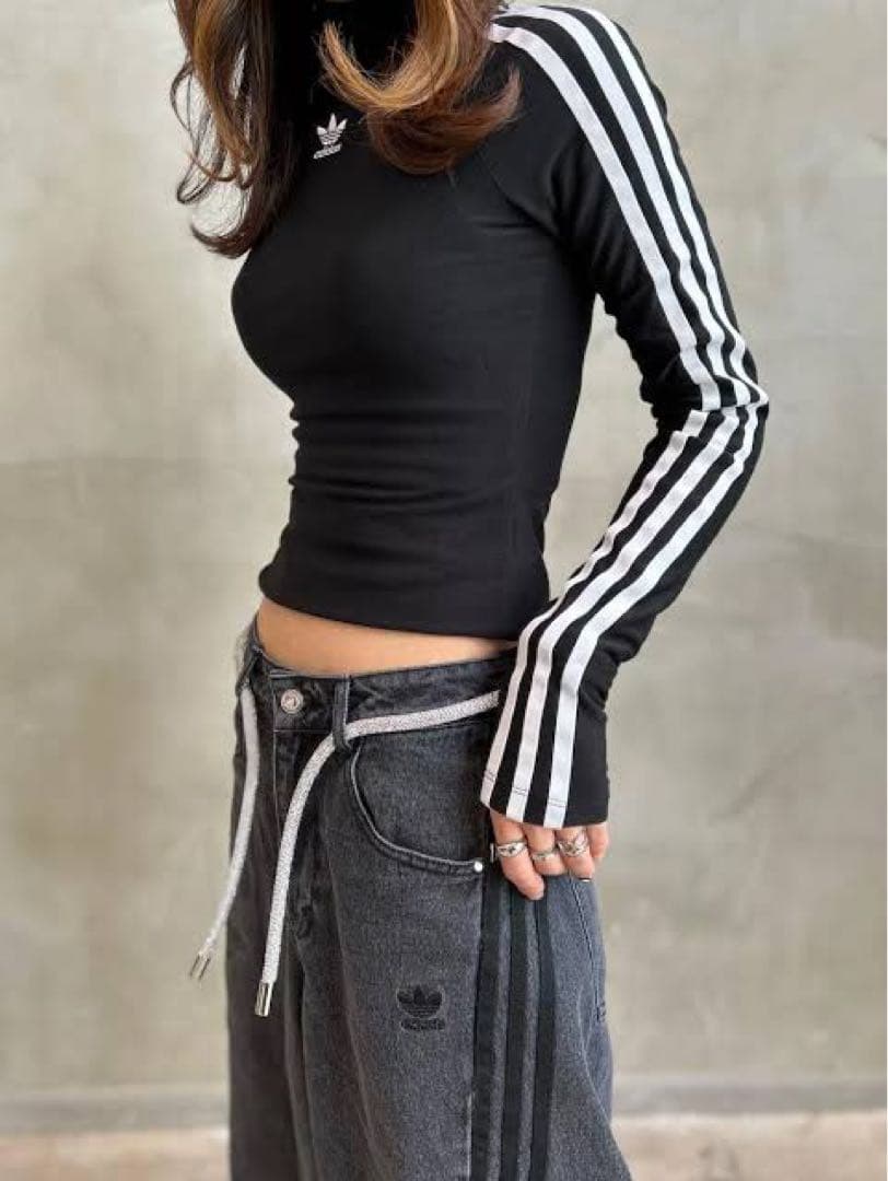 アディダスオリジナルス Adilenium タイト 長袖トップ ブラック S