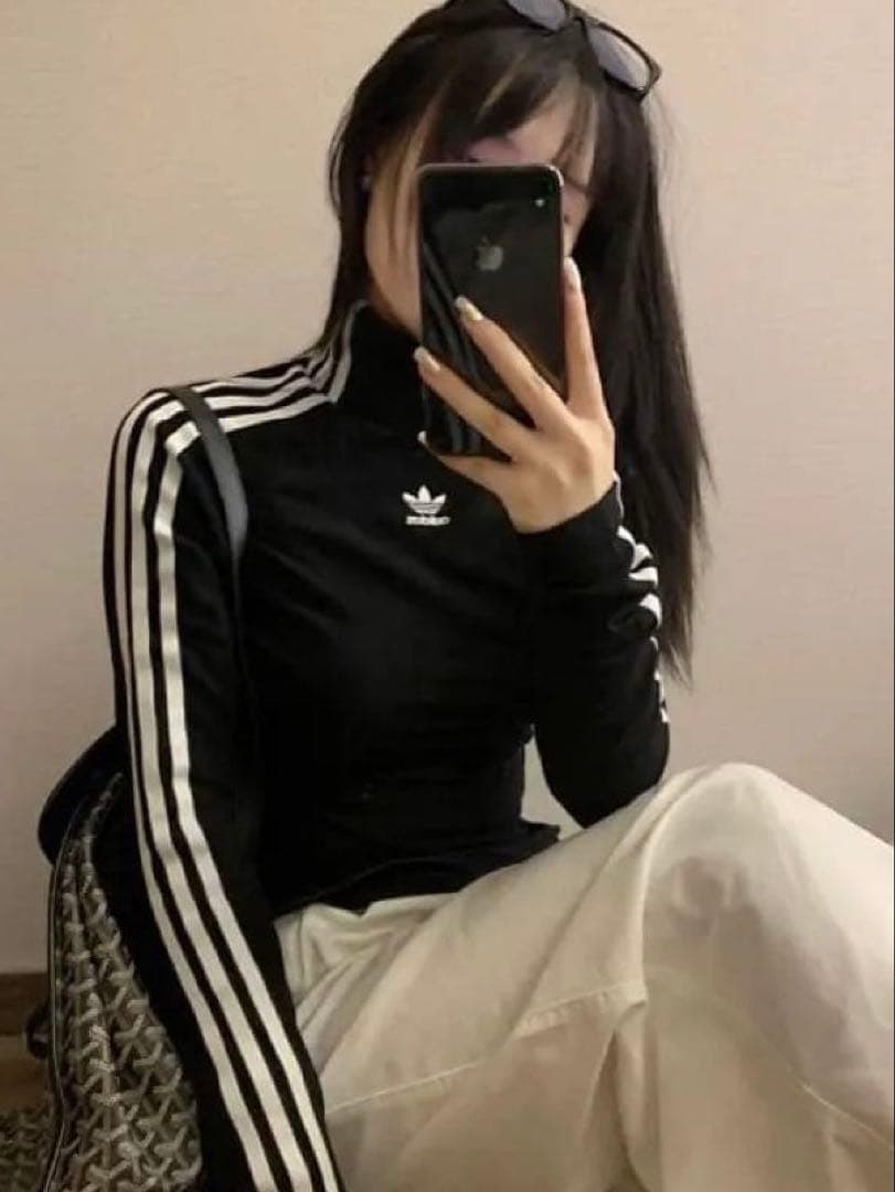 アディダスオリジナルス Adilenium タイト 長袖トップ ブラック S