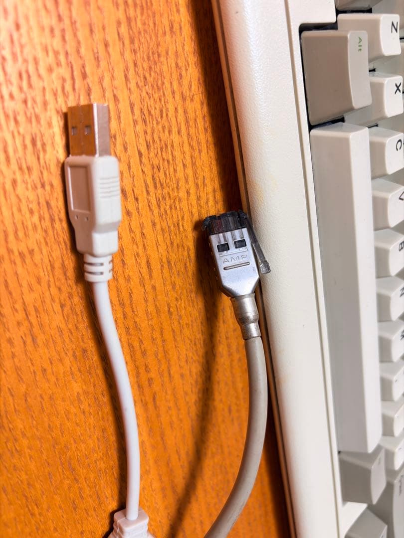 IBM Model M 角ロゴ