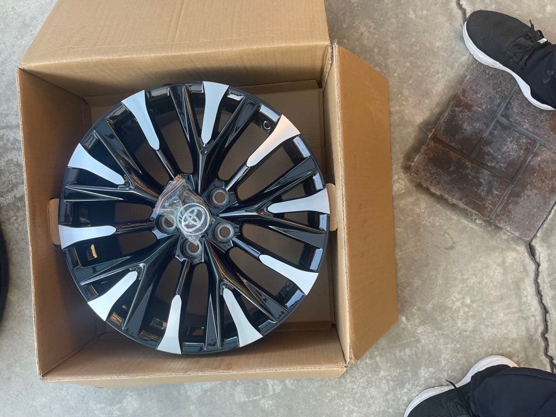 社外品アルファードヴェルファイア エグゼクティブラウンジアルミホイール 4本新品