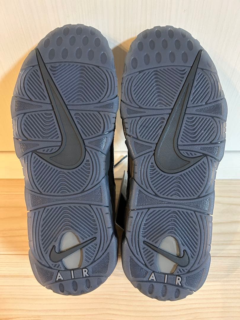 【新品未使用】ナイキ エアモア アップテンポ　IRON GREY