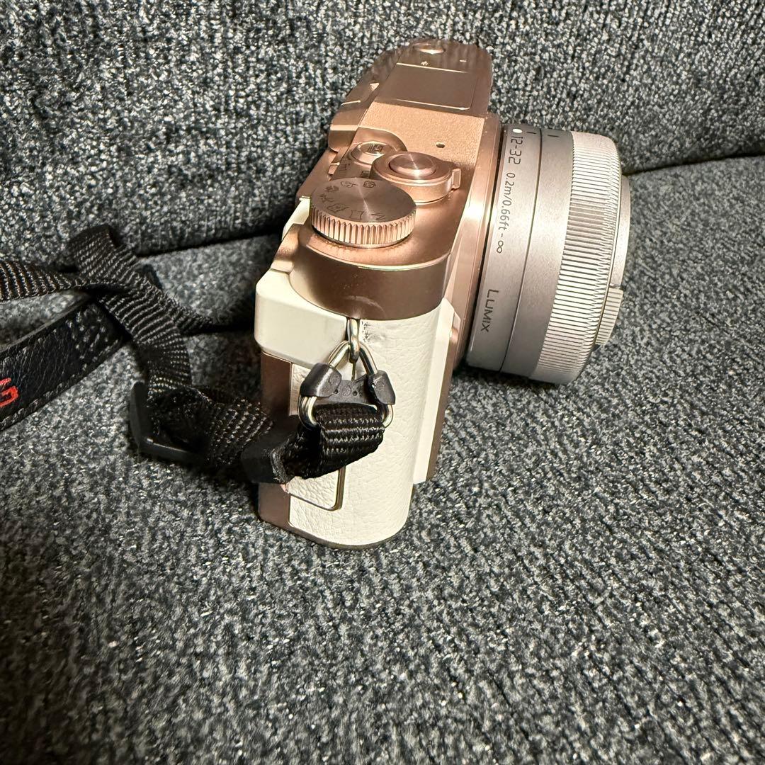 Panasonic DC-GF10W ミラーレス一眼カメラ