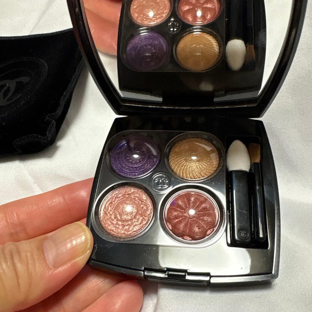 シャネル　レキャトルオンブルブトン　239