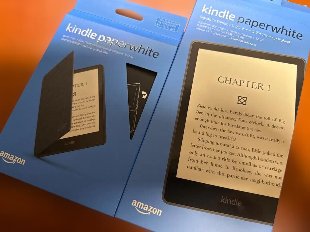 Kindle Paperwhite 11世代 32GB 純正カバー付