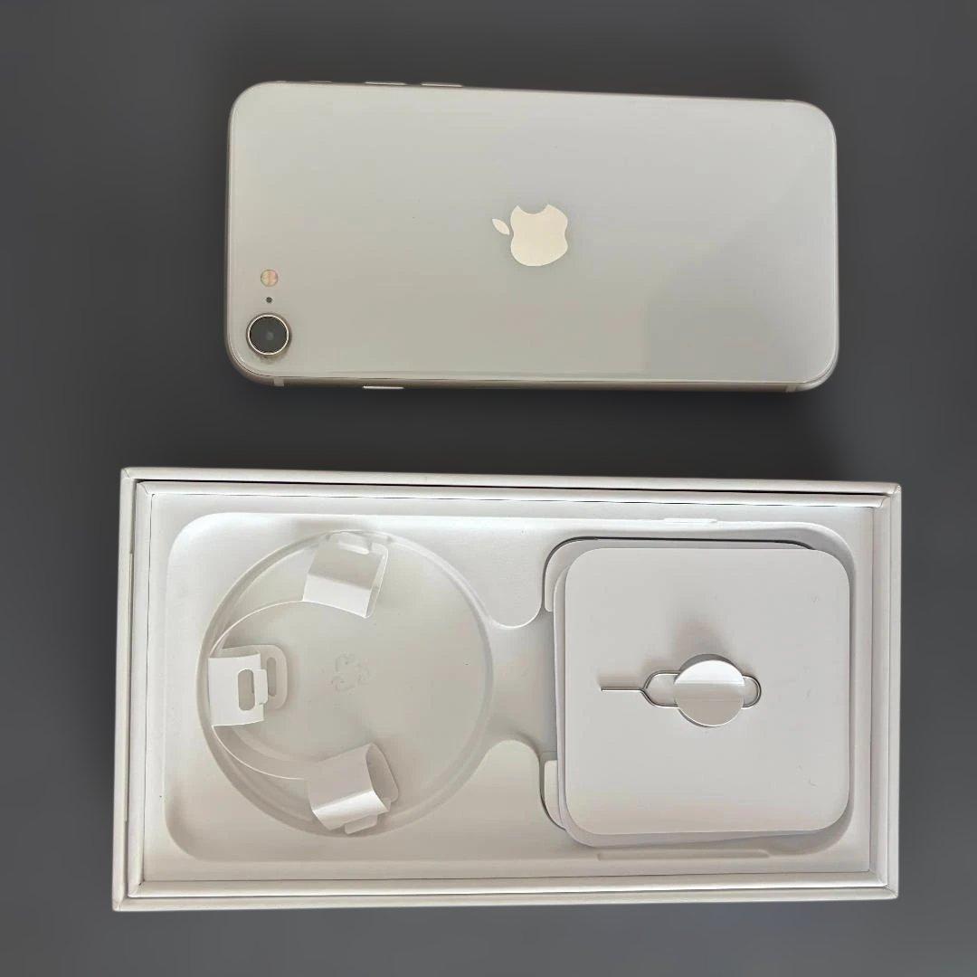 iPhone SE第3世代　128GB　バッテリー88％　美品