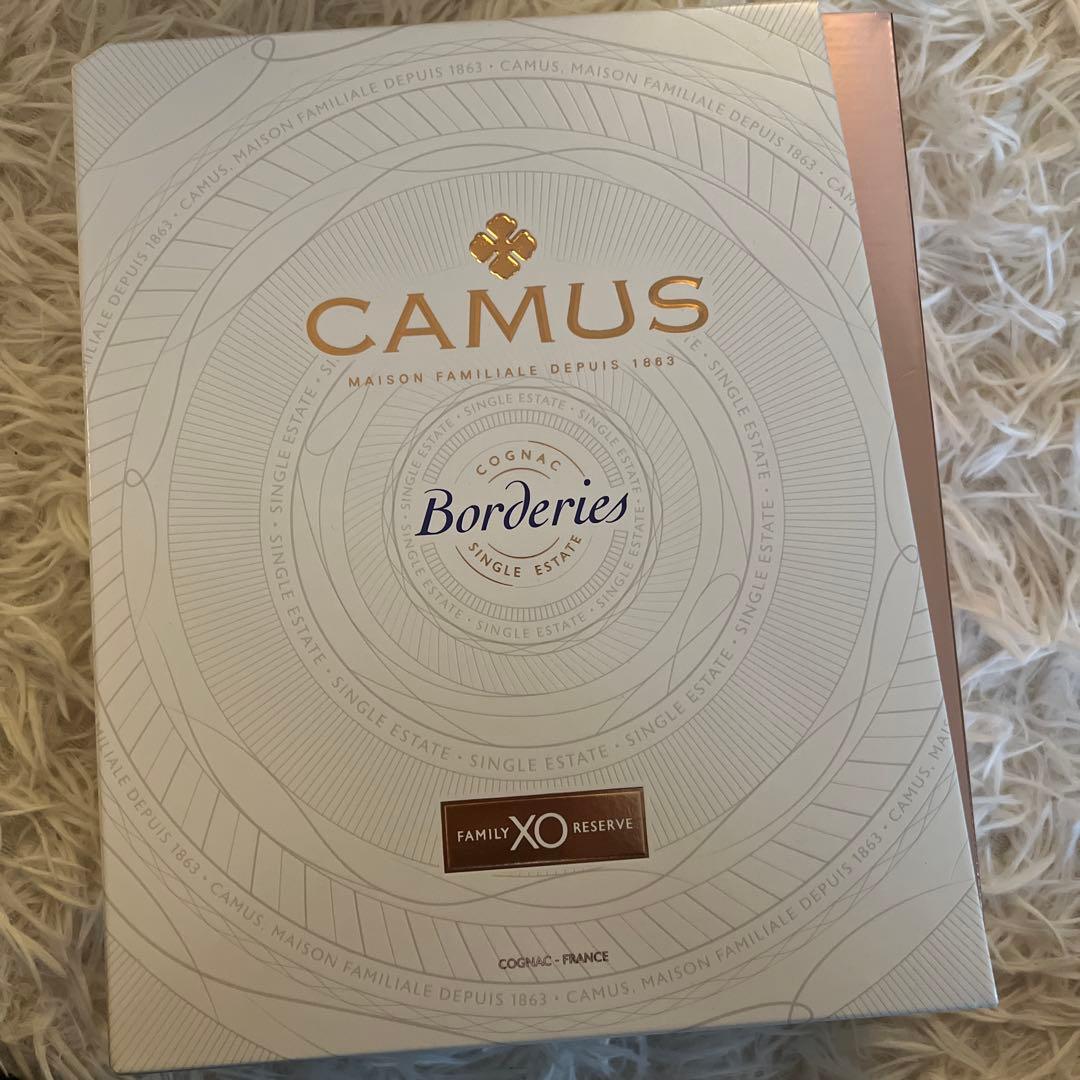 ブランデー CAMUS Borderies XO 700ml 40%