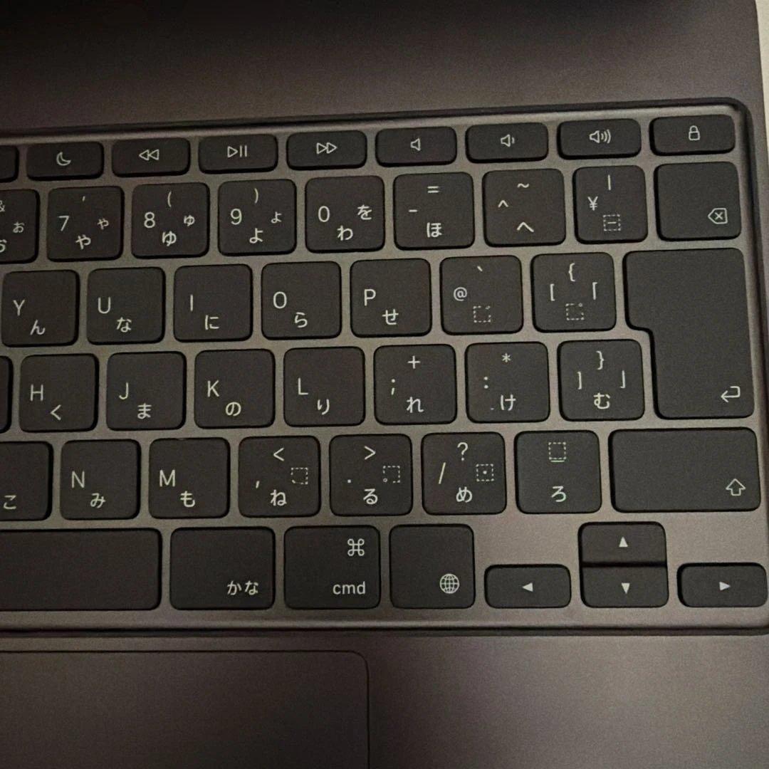 Magic Keyboard iPad Pro 13インチ M4,M5用