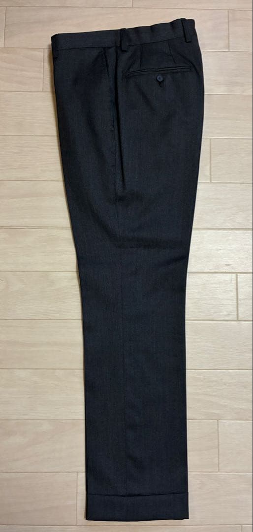 【カノニコ・ハンドメイド・160-8】チャコールグレー スーツ