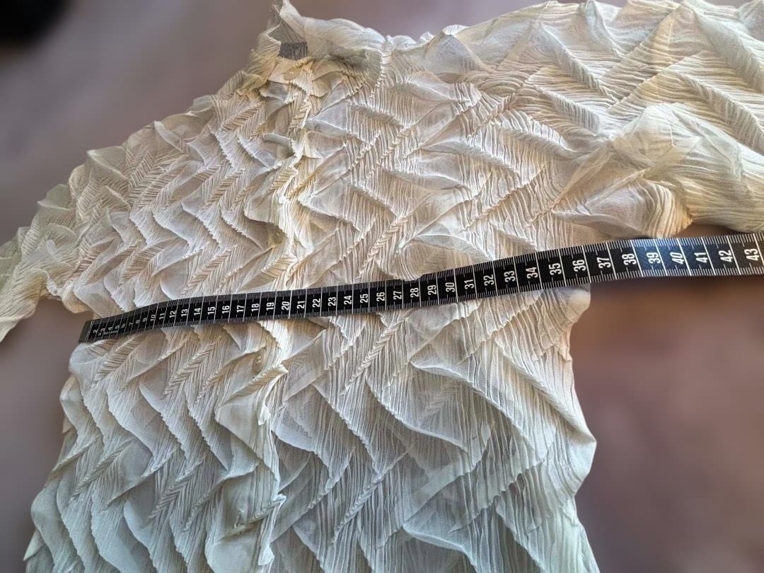 ISSEYMIYAKE　プリーツ 変形シアーシャツ