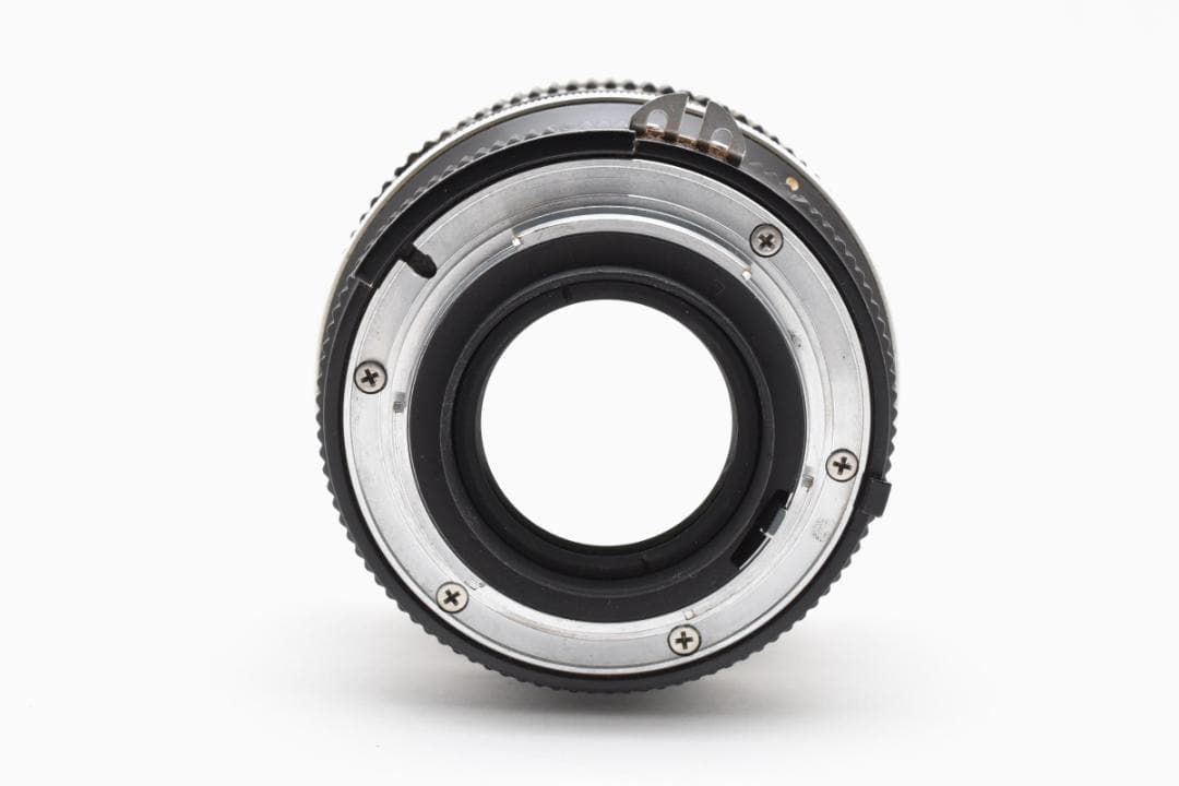 ニコン NIKKOR 85mm f/1.8 f 1.8 Ai MF 0906