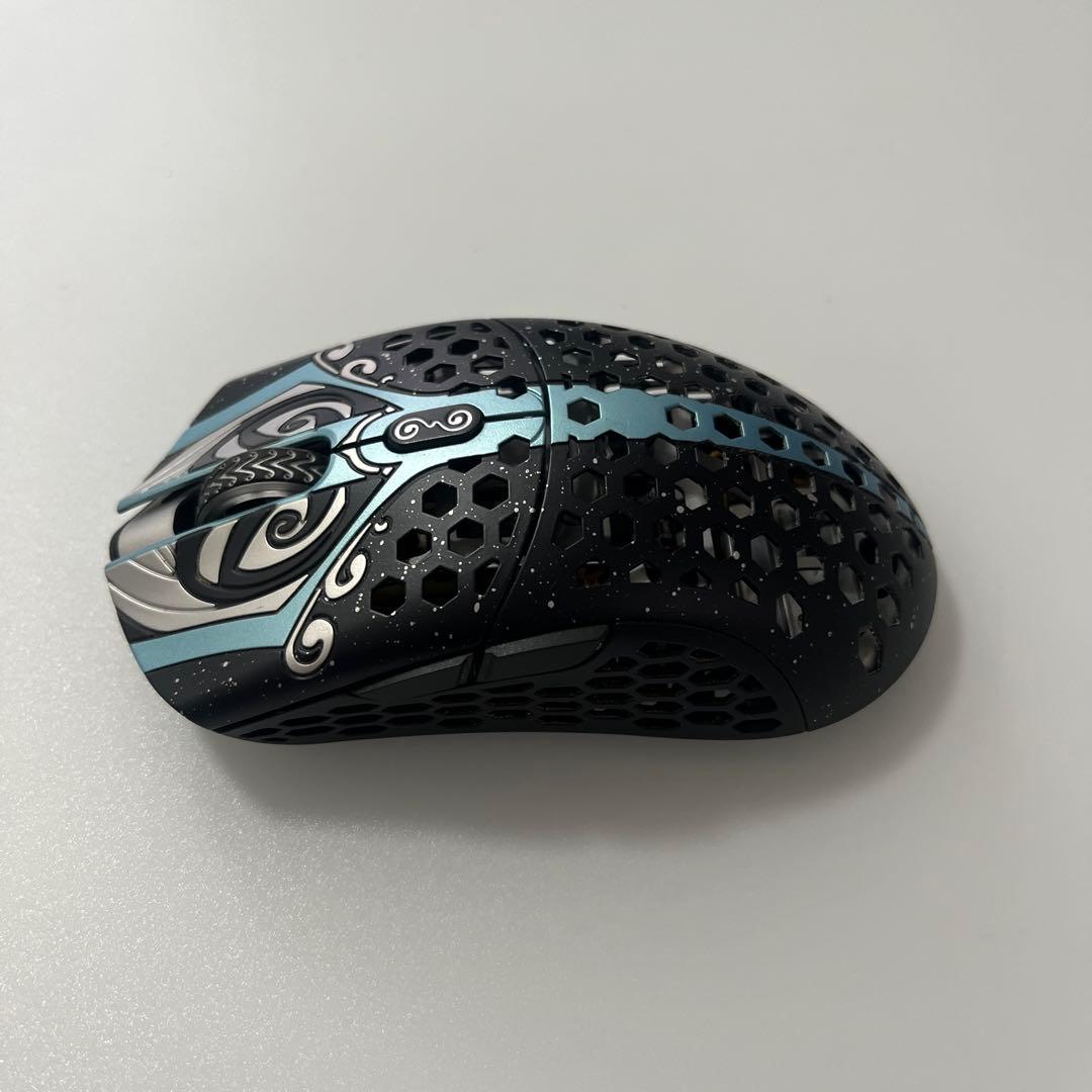 finalmouse Starlight-12 Phantom Mサイズ
