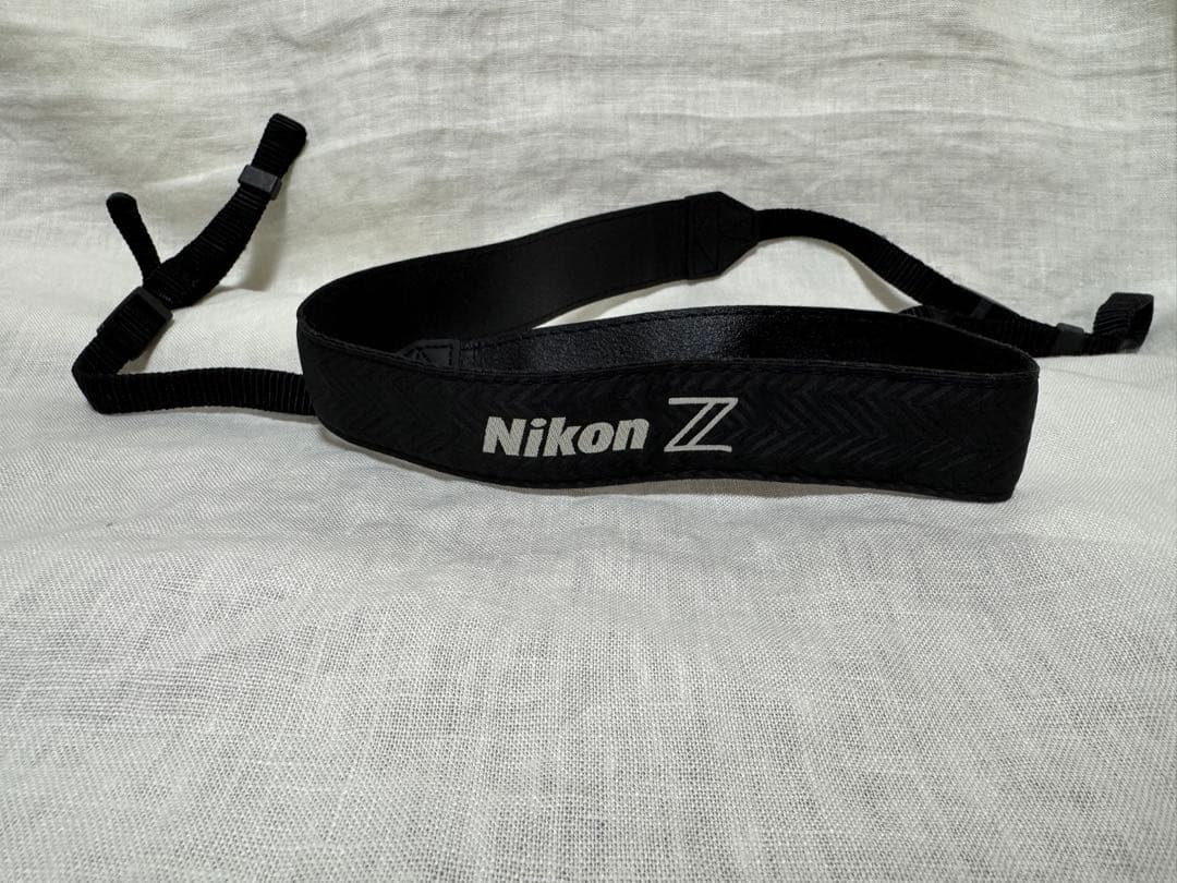 Nikon Z fc ボディ　グリップ付き