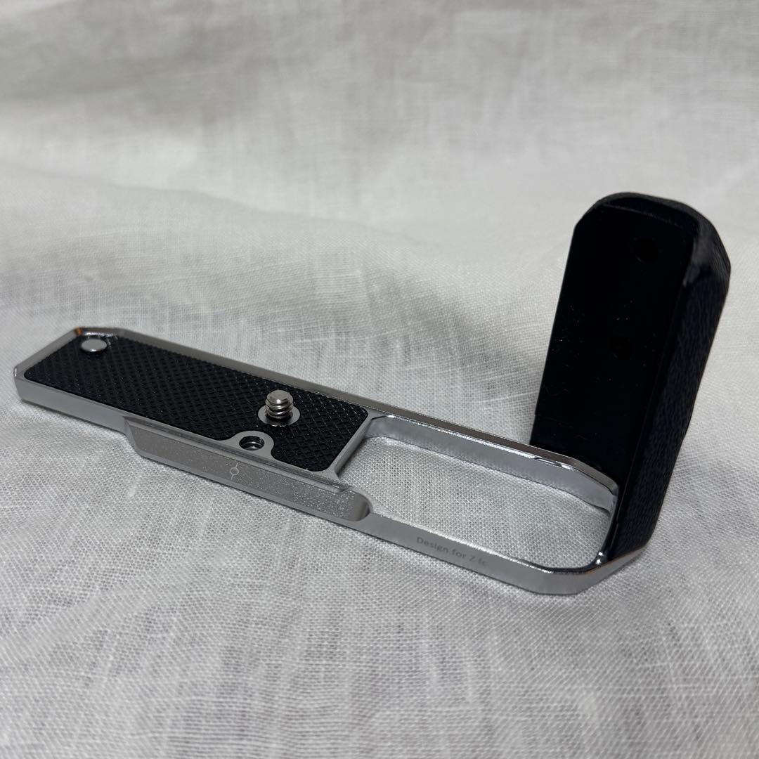 Nikon Z fc ボディ　グリップ付き