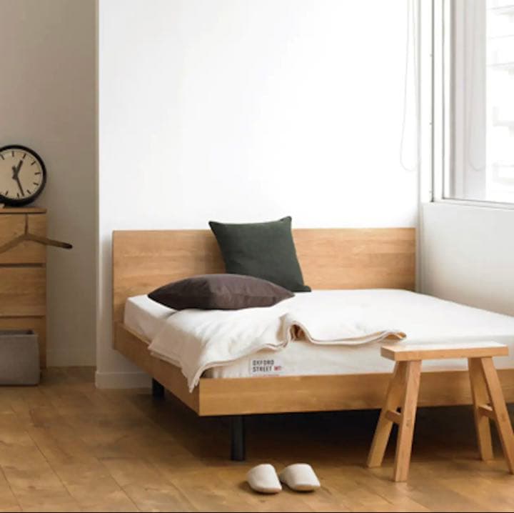 無印　無垢材ベッドフレーム