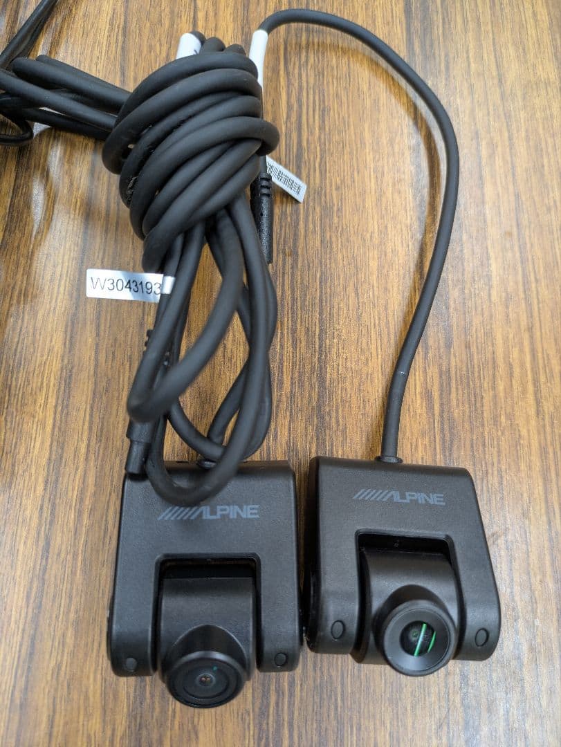 【中古ジャンク品】ALPINE DVR-DM1200A-IC RAV4用金具付