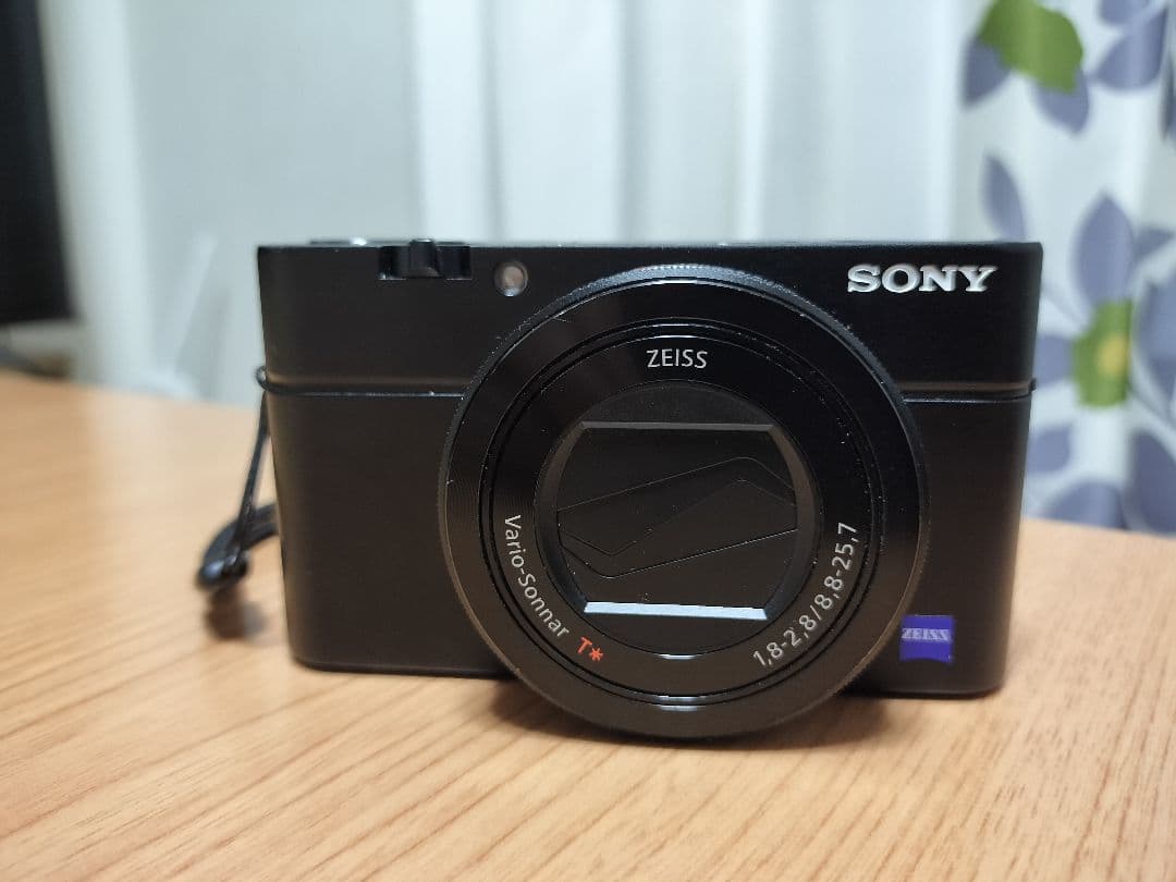Cyber-shot DSC-RX100M3 コンパクトデジタルカメラ 海外版