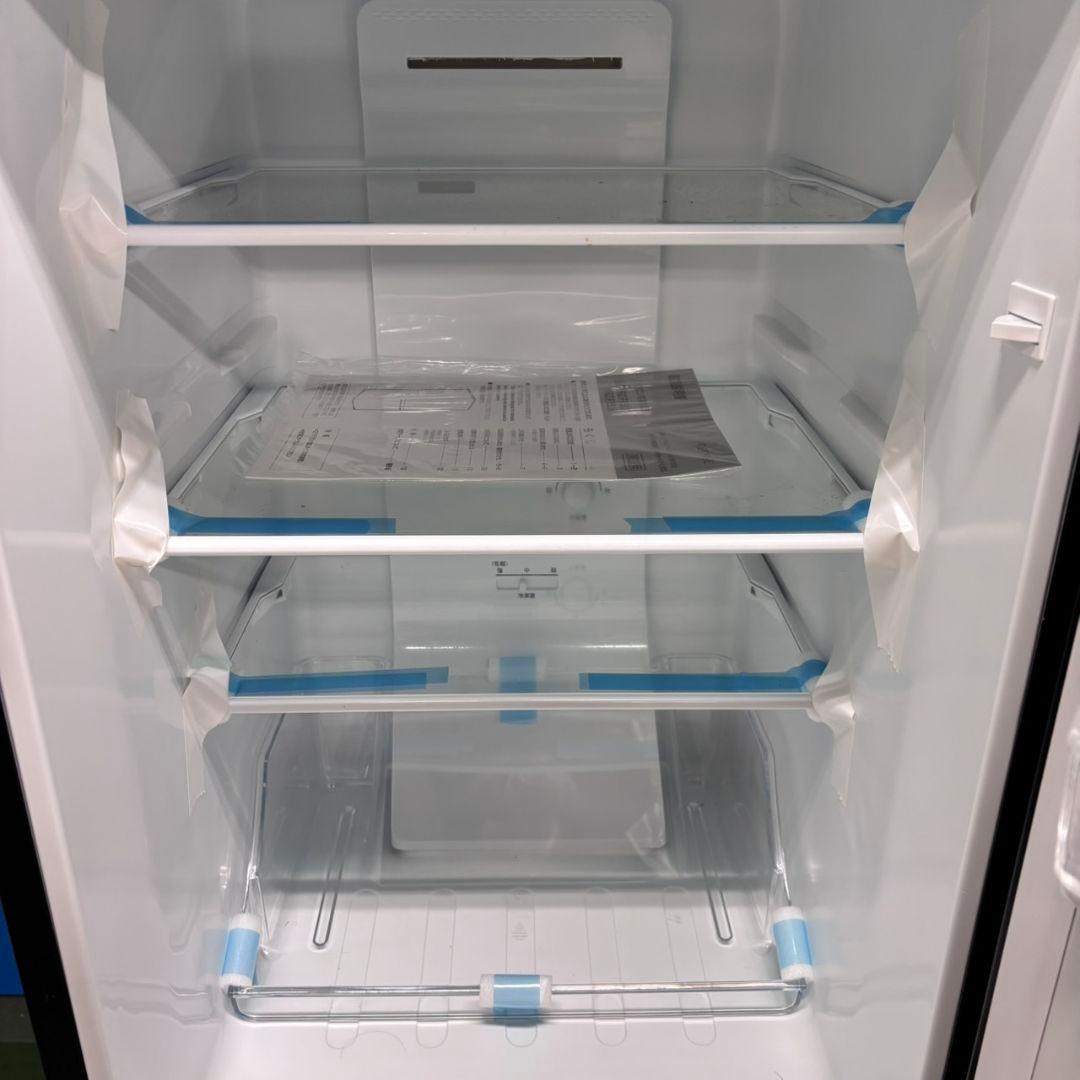 681 大きめサイズ　冷蔵庫　100L強　小型　一人暮らし　2ドア　右開き　綺麗