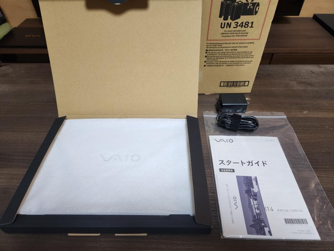 新品 VAIO SX14 i5-1155G7 16GB 512GB Office