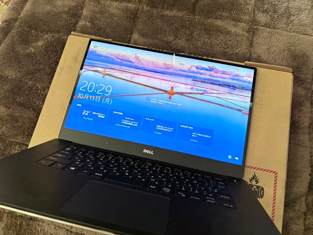 DELL XPS15 9560 core-i7 16GB ノートPC