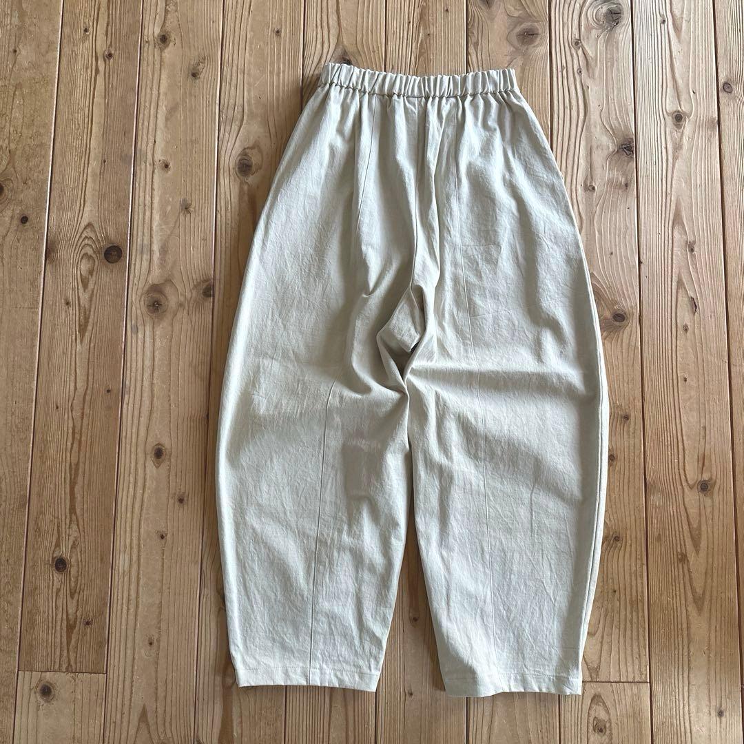 かぐれ　25年SSボリームパンツ　新品タグ付き未使用 バルーン　アイボリー