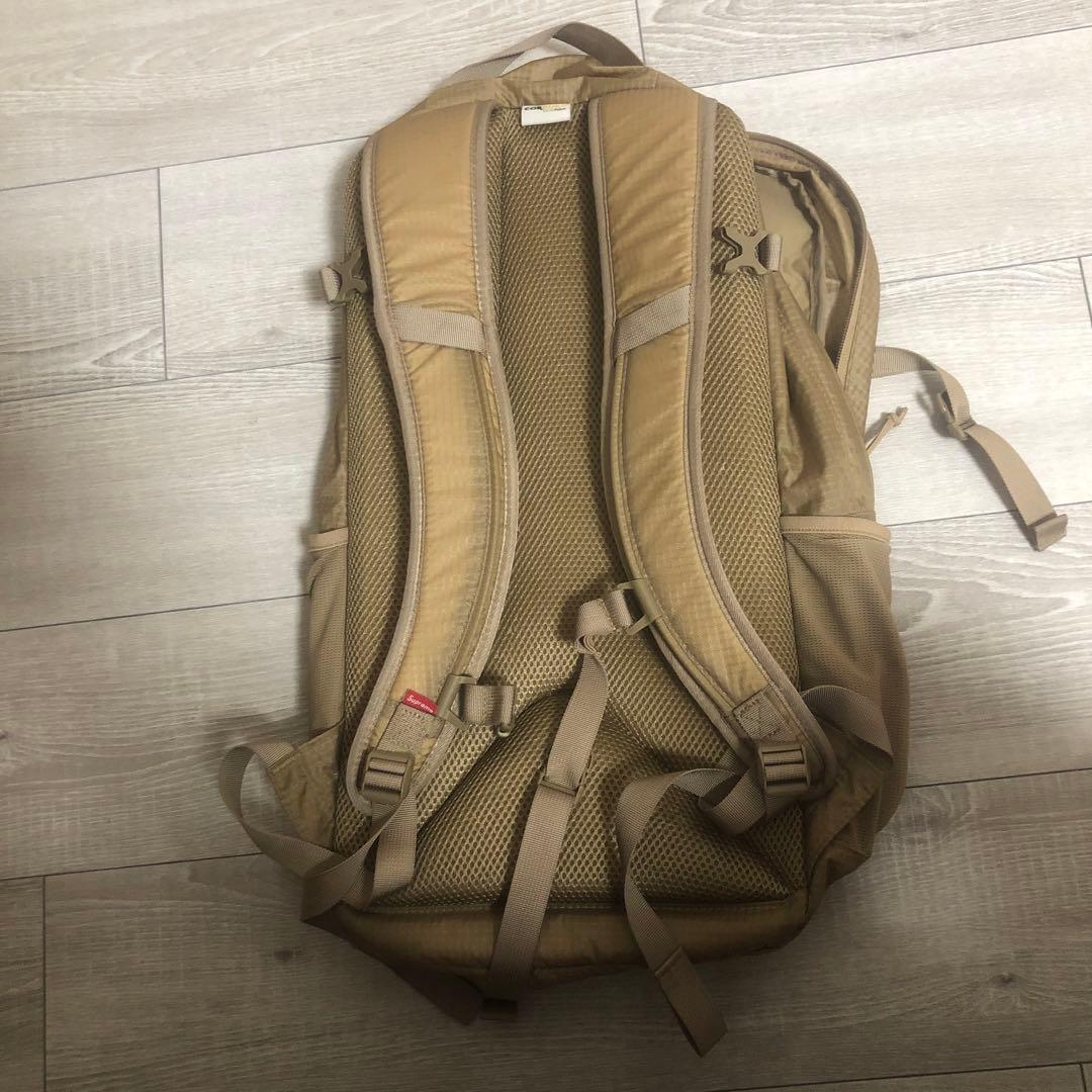 Supreme ベージュ リュック・バックパック
