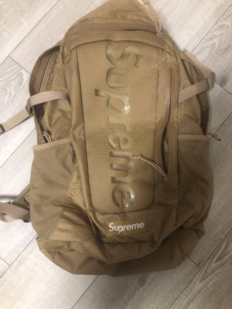 Supreme ベージュ リュック・バックパック