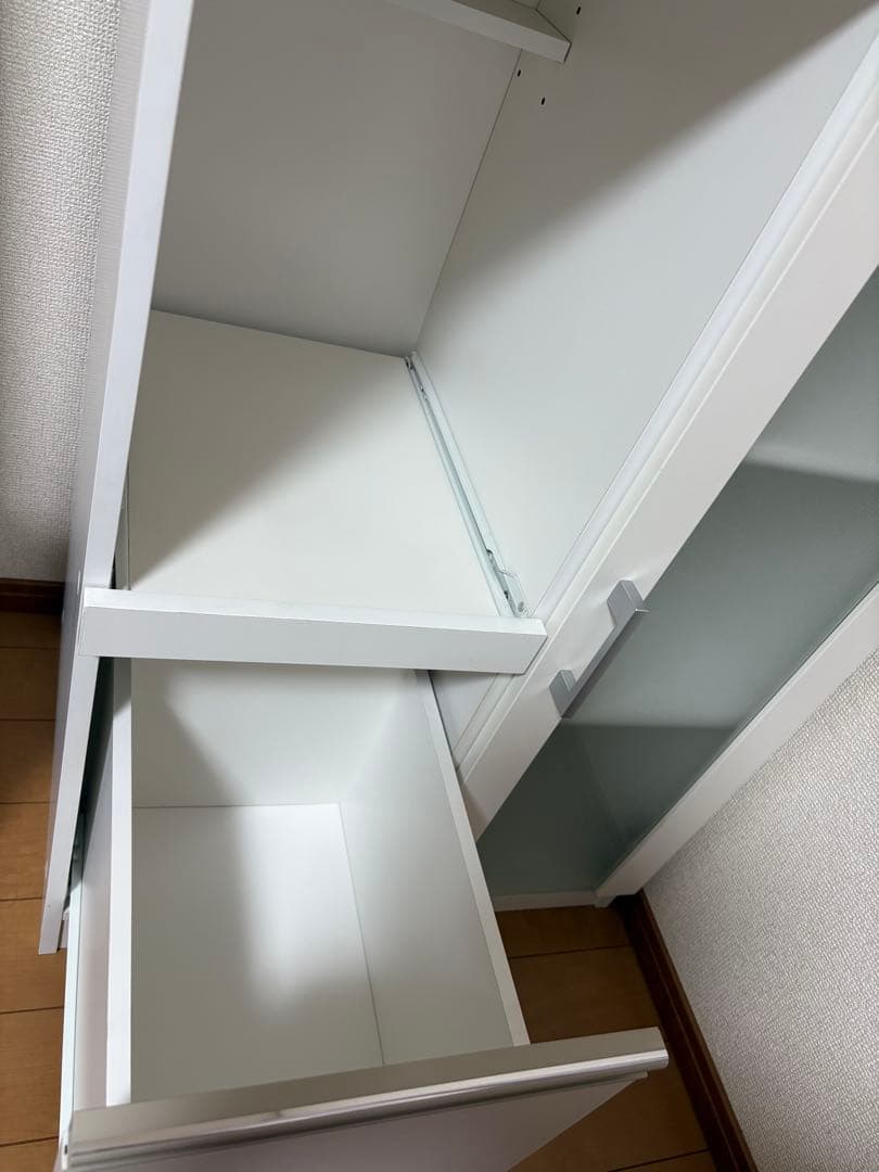 ニトリ　ホワイトレンジ台食器棚