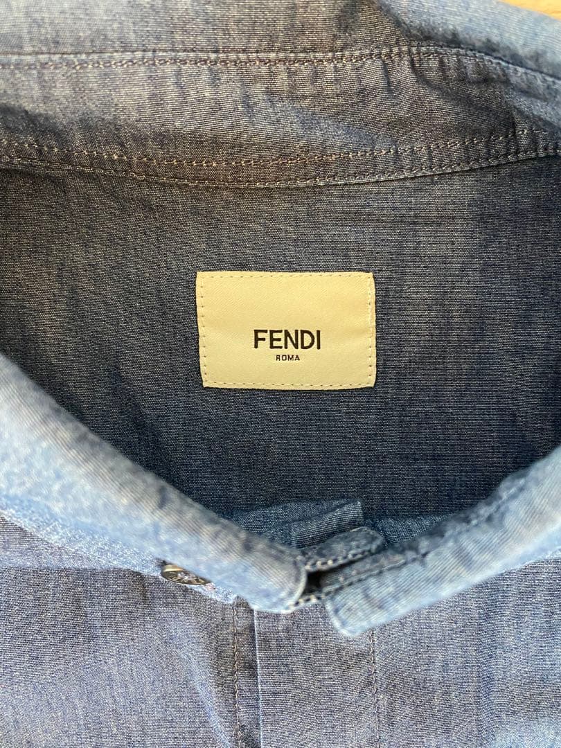 売り切りたいのでお値下げ12y 150cm Fendi デニムブルー 長袖シャツ