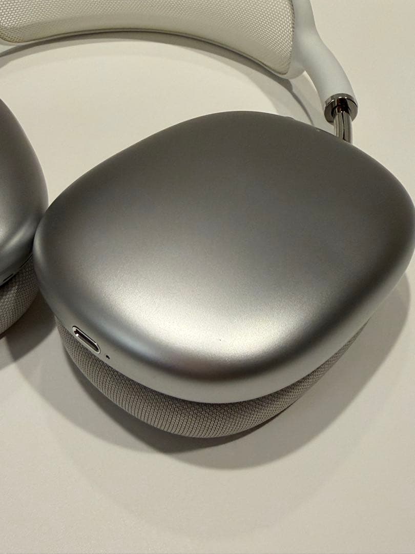 Apple〈 AirPods 〉 Max シルバー