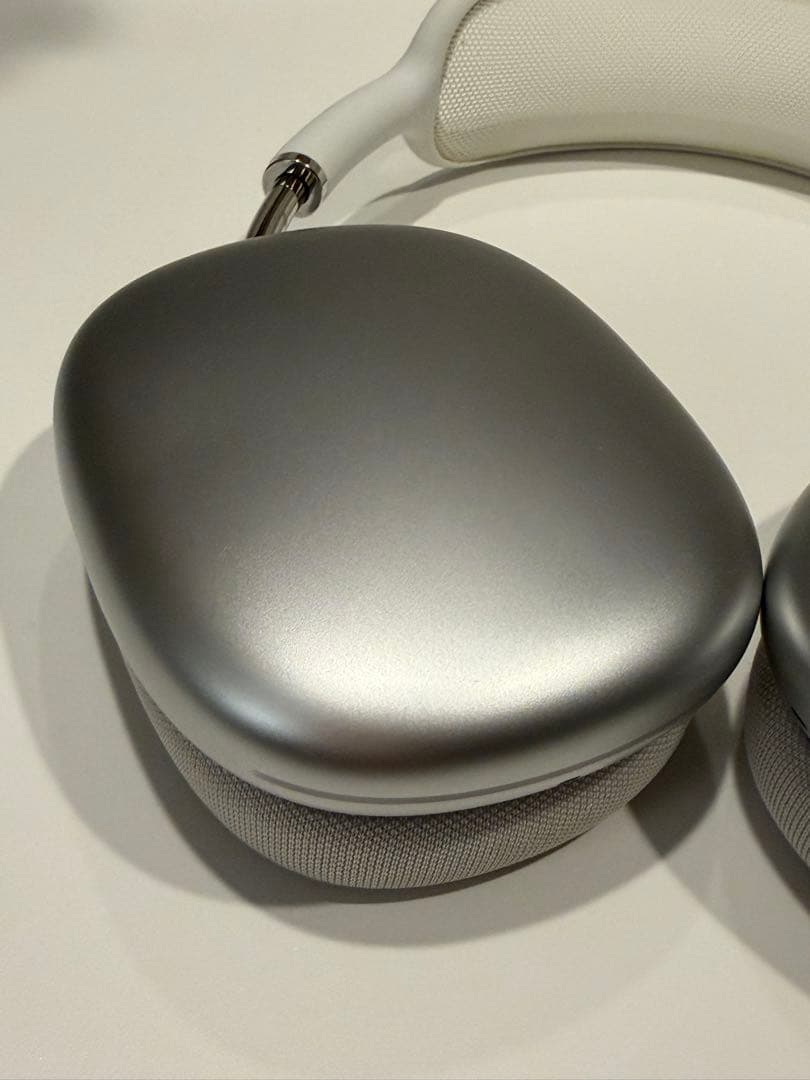 Apple〈 AirPods 〉 Max シルバー