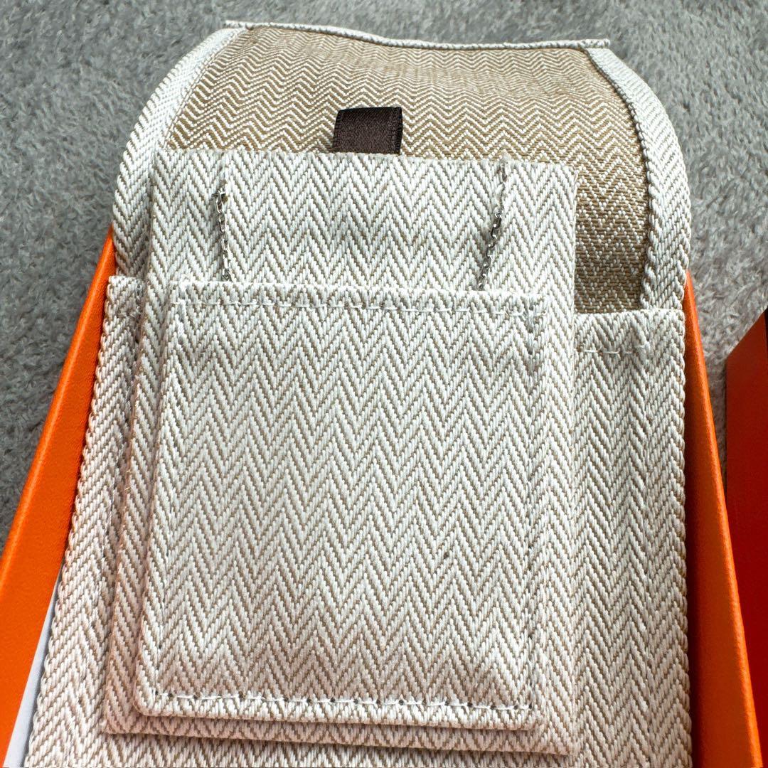 新品未使用　HERMES　ポップH ミニ　ネックレス　ホワイト×シルバー