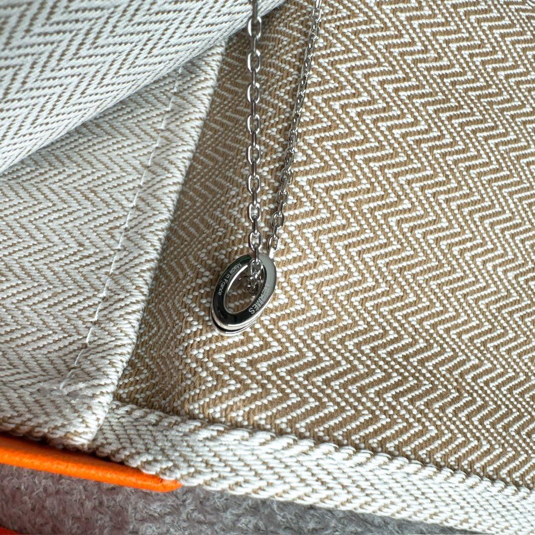 新品未使用　HERMES　ポップH ミニ　ネックレス　ホワイト×シルバー