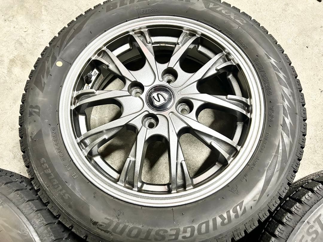 8分山！ブリヂストン　スタッドレスタイヤ155/65R14 軽自動車用4本セット